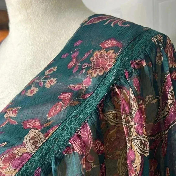 Band of the free - River Deep Pine Paisley Tie Front Crop Top Size XS - Picture 8 of 17